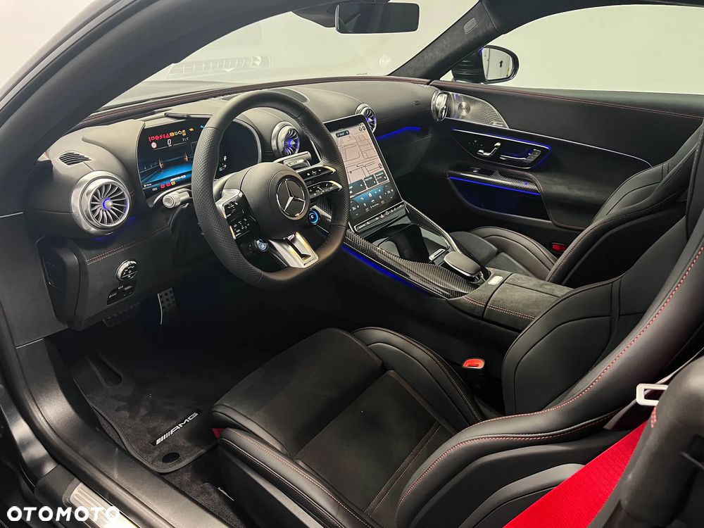 Mercedes-Benz AMG GT 63 4Matic+ - 9