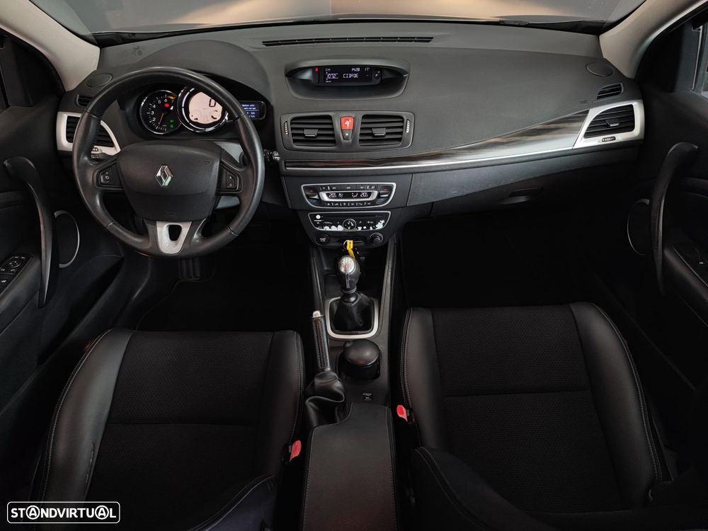 Renault Mégane Sport Tourer 1.4 TCE Dynamique S - 37