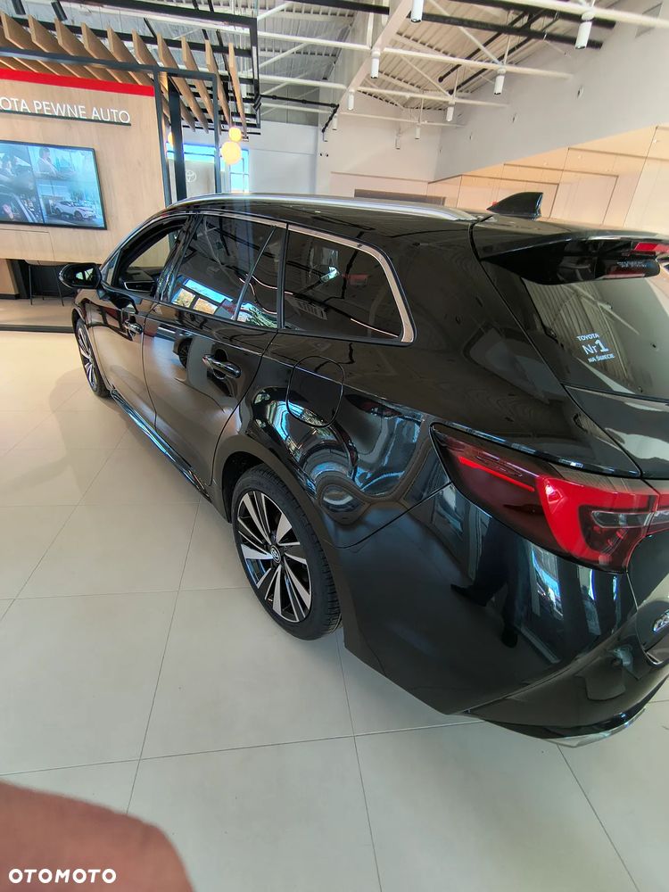 Toyota Corolla 2.0 Hybrid Style - 3