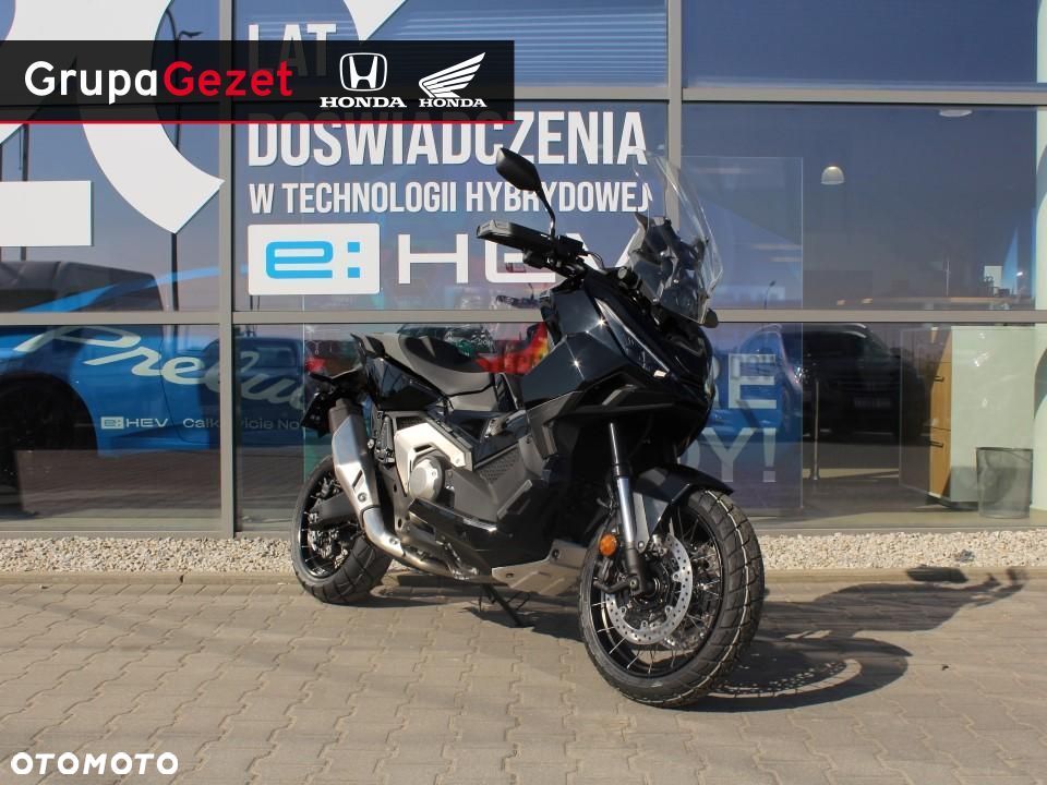 Honda X-ADV - 1