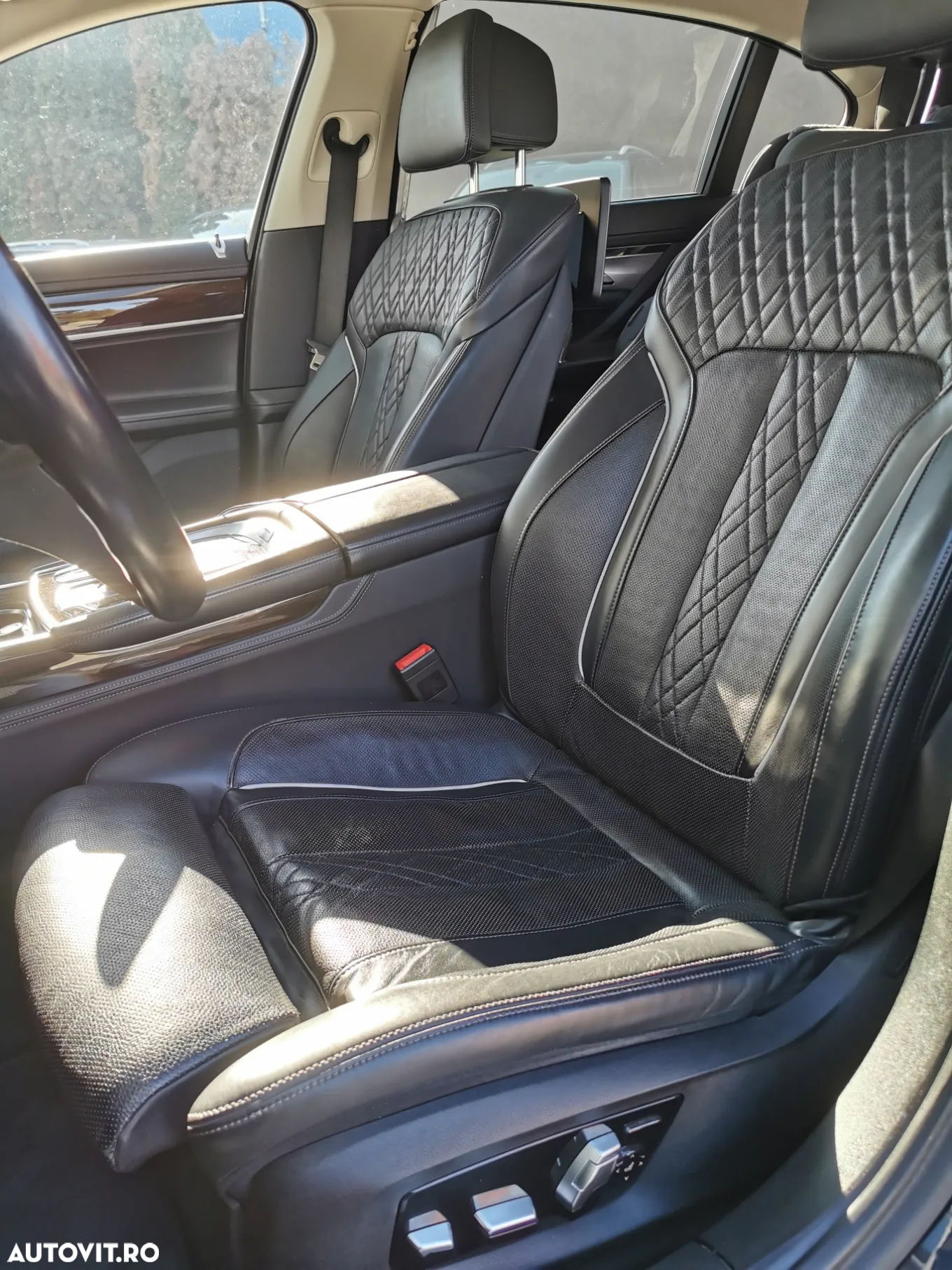 BMW Seria 7 - 25