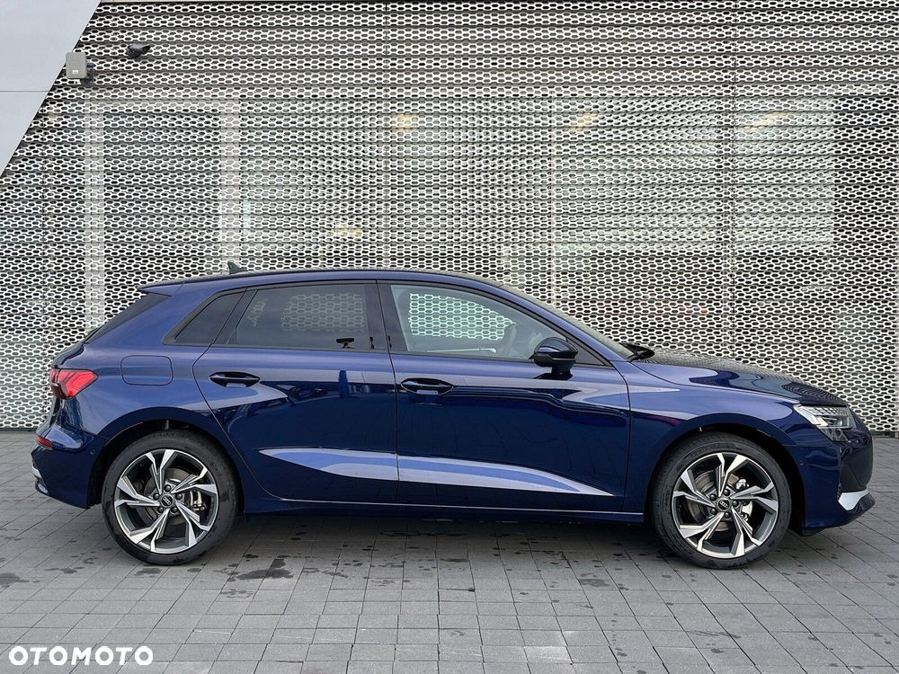 Audi A3 Sportback - 2