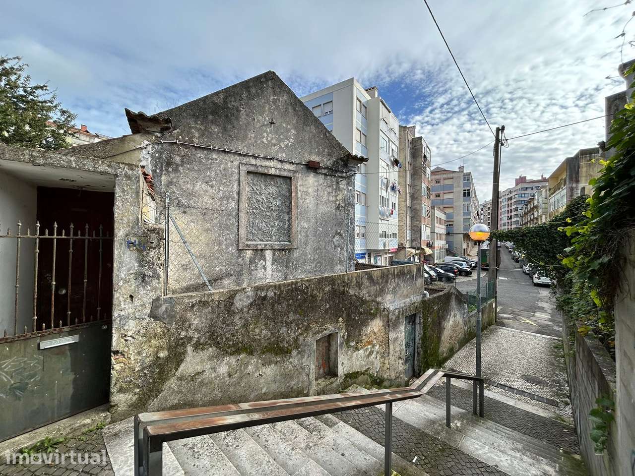 Venda Conjunta – Dois Terrenos no Centro de Agualva-Cacém - Grande imagem: 4/17
