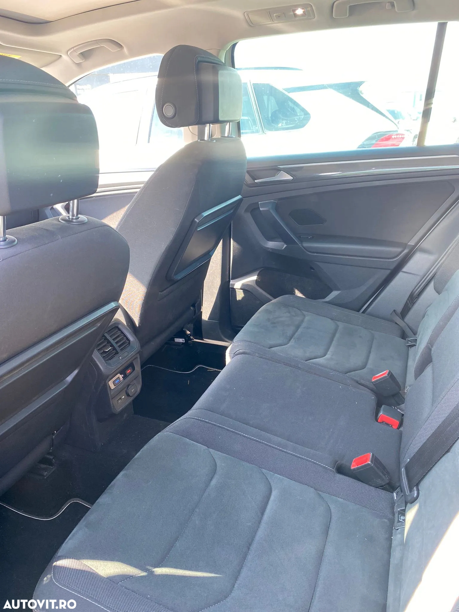 Volkswagen Tiguan - 18
