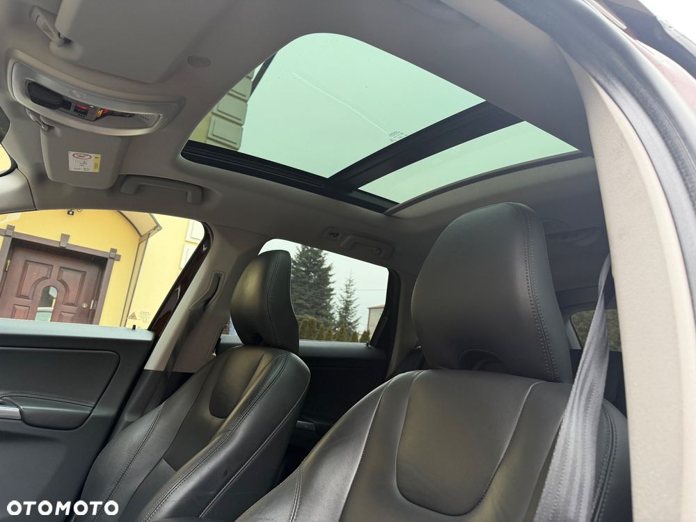 Volvo XC 60 D4 Geartronic Ocean Race - 21