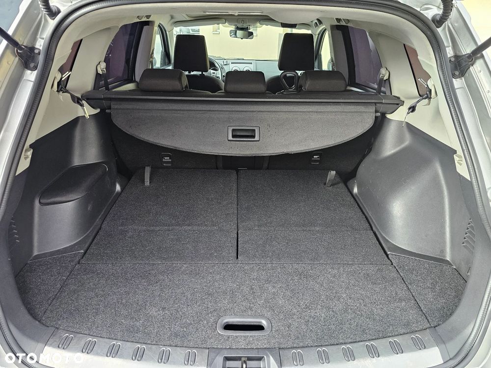 Nissan Qashqai+2 2.0 visia - 16