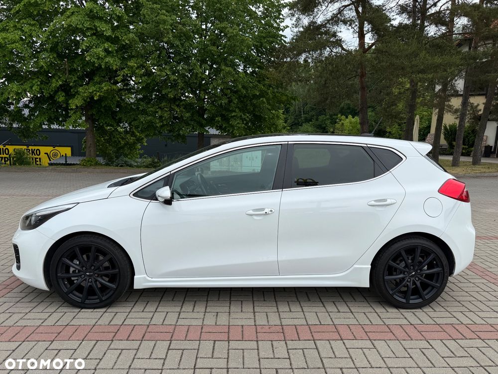 Kia Ceed 1.6 CRDi 136 ISG GT Line - 5