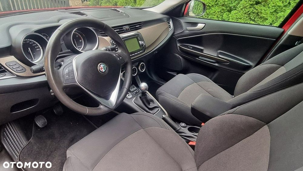 Alfa Romeo Giulietta - 12