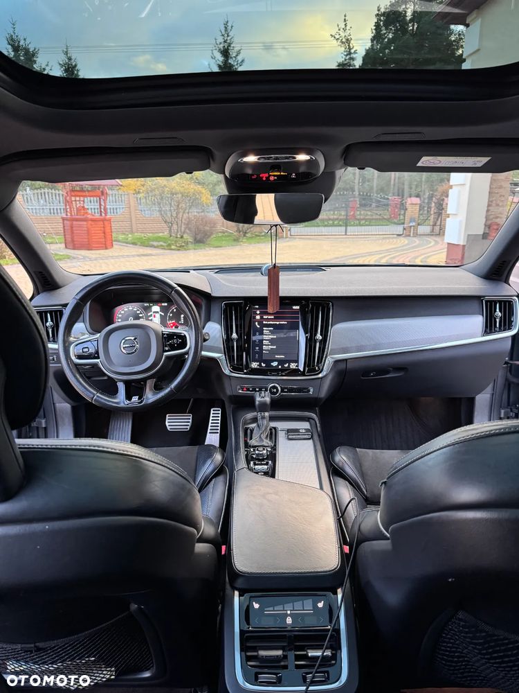 Volvo V90 - 5
