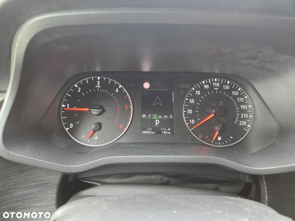 Nissan NV300 - 8