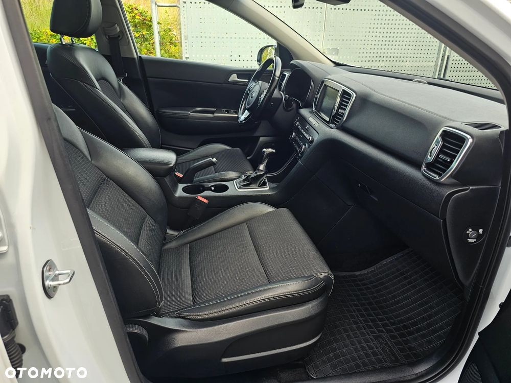 Kia Sportage 2.0 CRDI 2WD Attract - 14