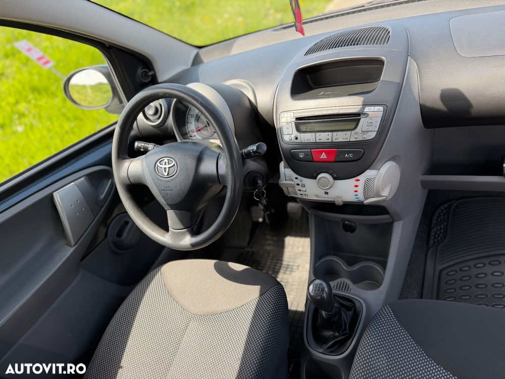 Toyota Aygo Cool - 8