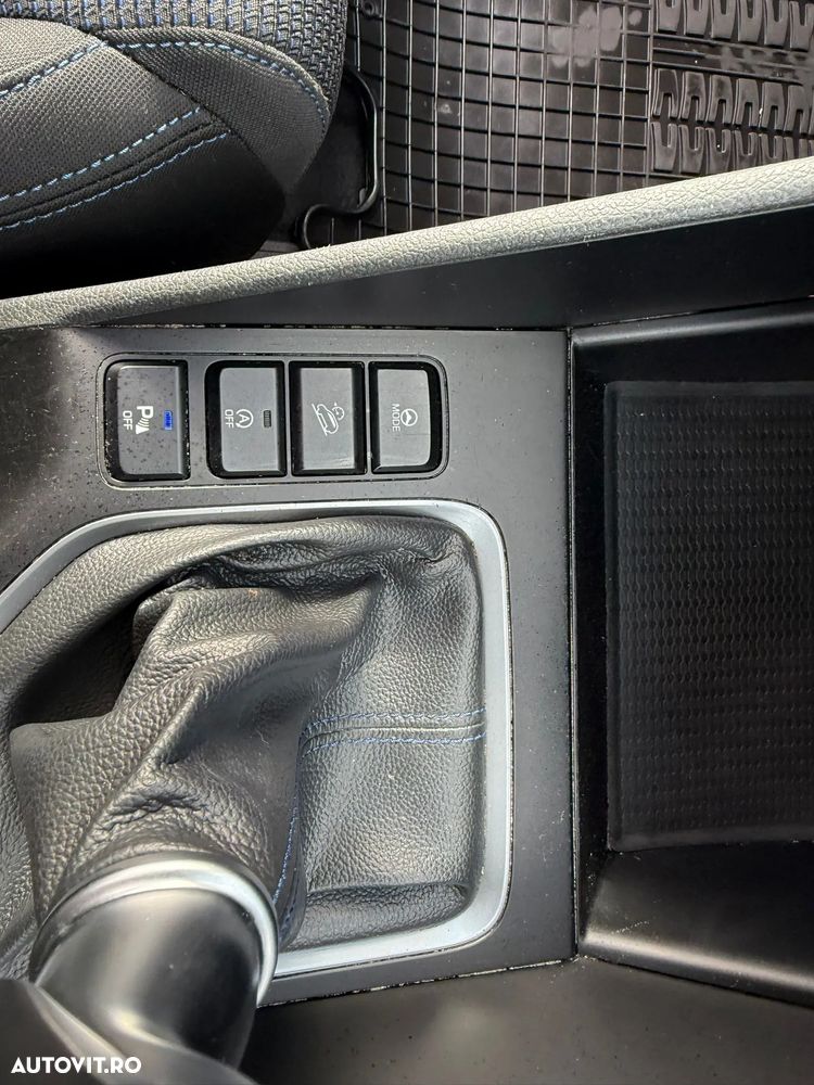 Hyundai Tucson ver-2-0-crdi-4wd-automatik-premium - 16