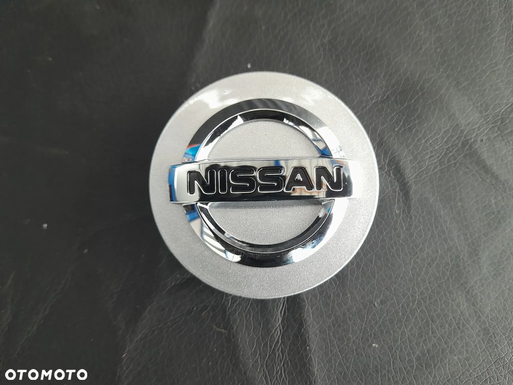 Dekielki Nissan SREBRNE 40342-BR01A 55MM - 3