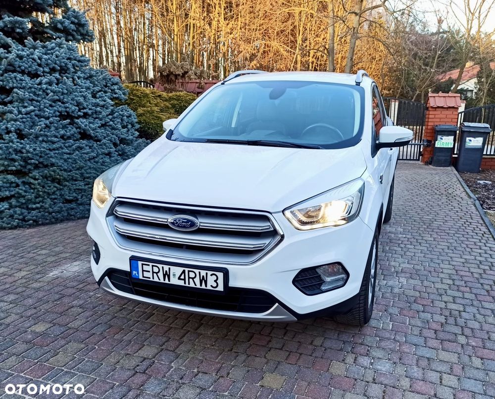 Ford Kuga - 3