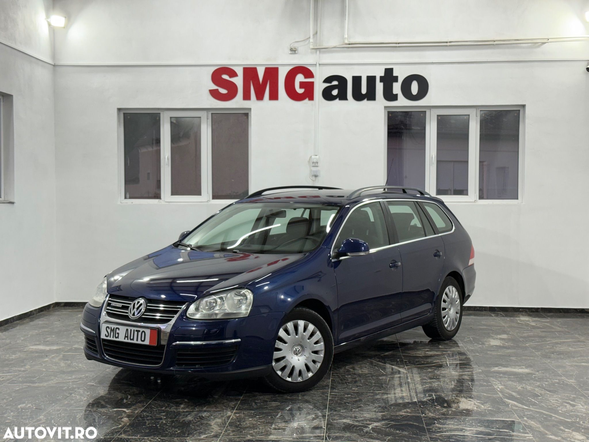 Volkswagen Golf 1.9 TDI Comfortline BlueMotion - 1