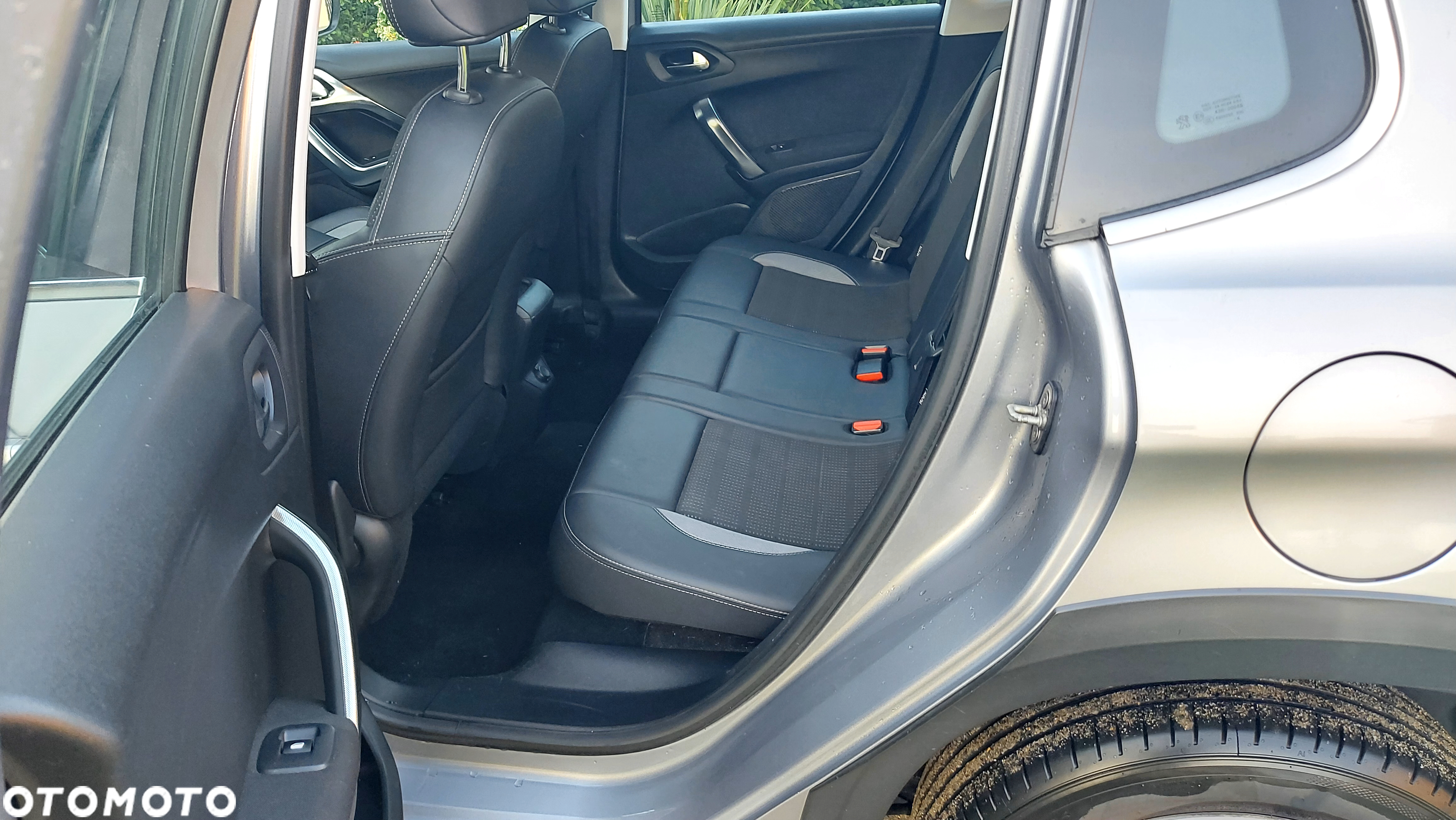 Peugeot 2008 - 4