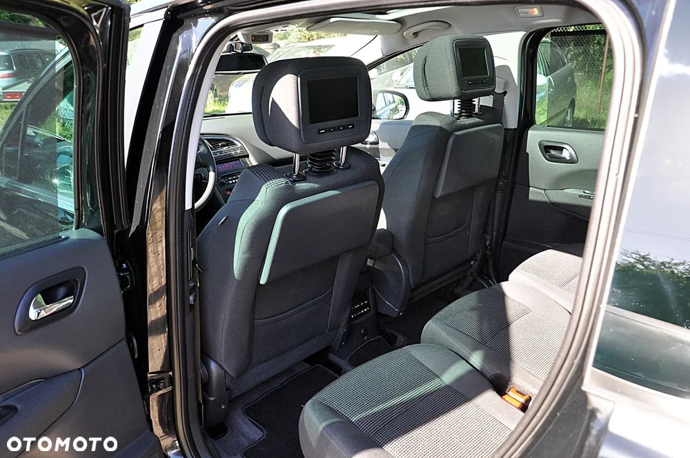 Peugeot 5008 2.0 HDi Family - 29