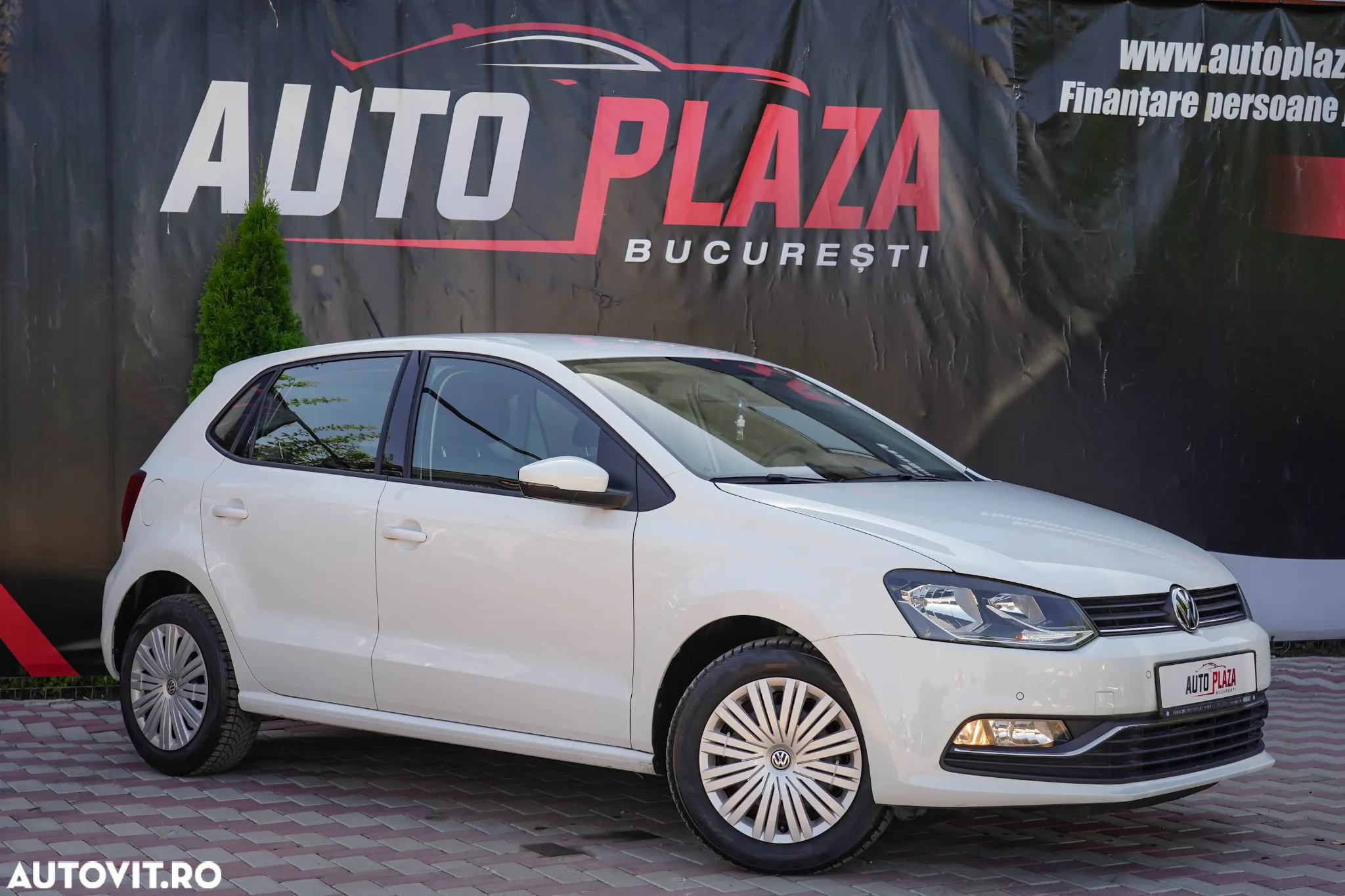 Volkswagen Polo 1.2 TSI Comfortline - 5