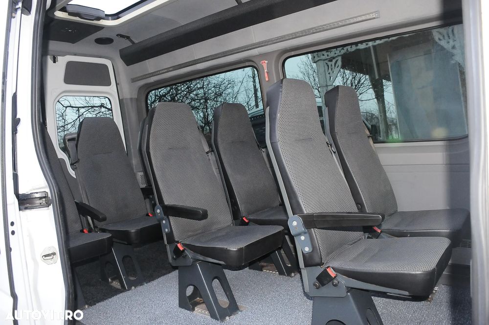 Mercedes-Benz Sprinter - 7