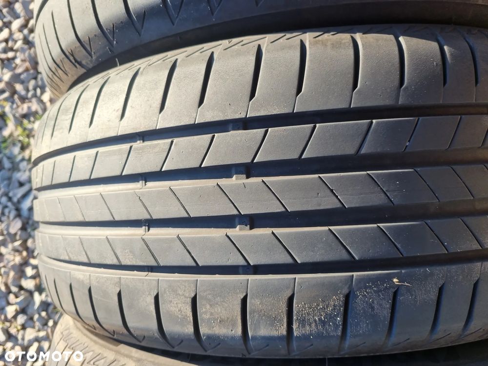 OPONY BRIDGESTONE TURANZA T005 225/55R17 97W 2022r, 6.5/5,2mm db stan - 2