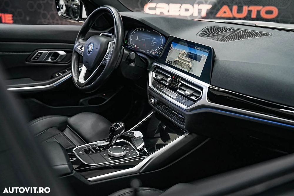 BMW Seria 3 320e Aut. Luxury Line - 8