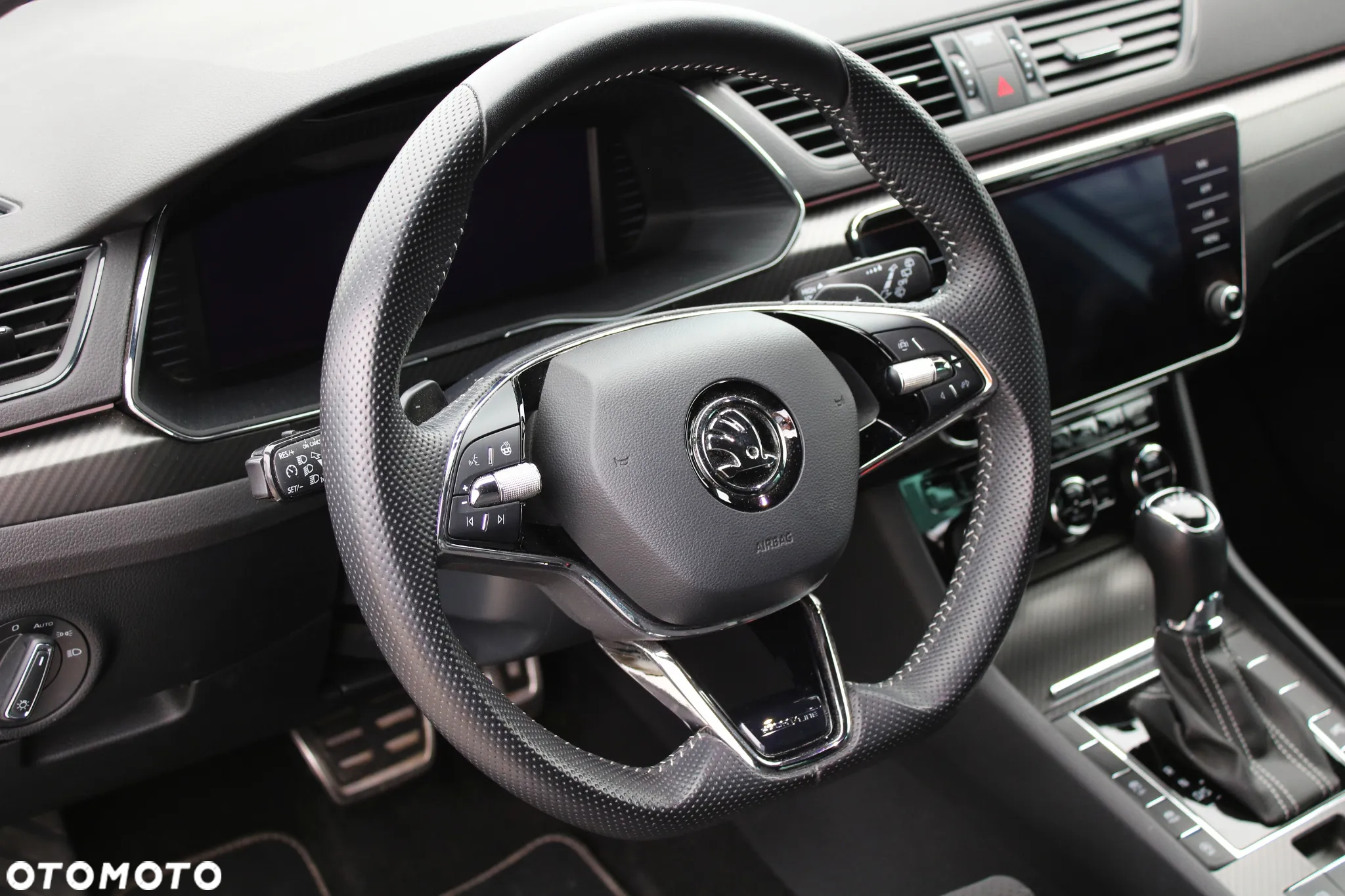 Skoda Superb 2.0 TDI SCR Style DSG - 12