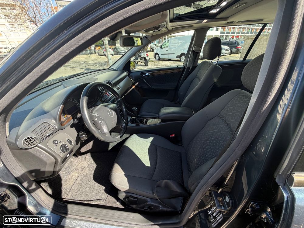 Mercedes-Benz C 220 CDi Avantgarde - 28