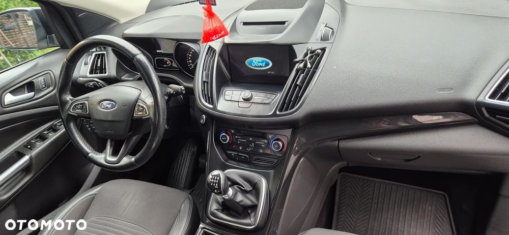 Ford Kuga 1.5 EcoBoost FWD Titanium ASS - 17