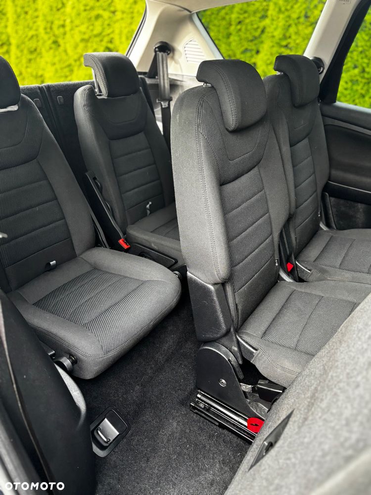 Ford S-Max - 7