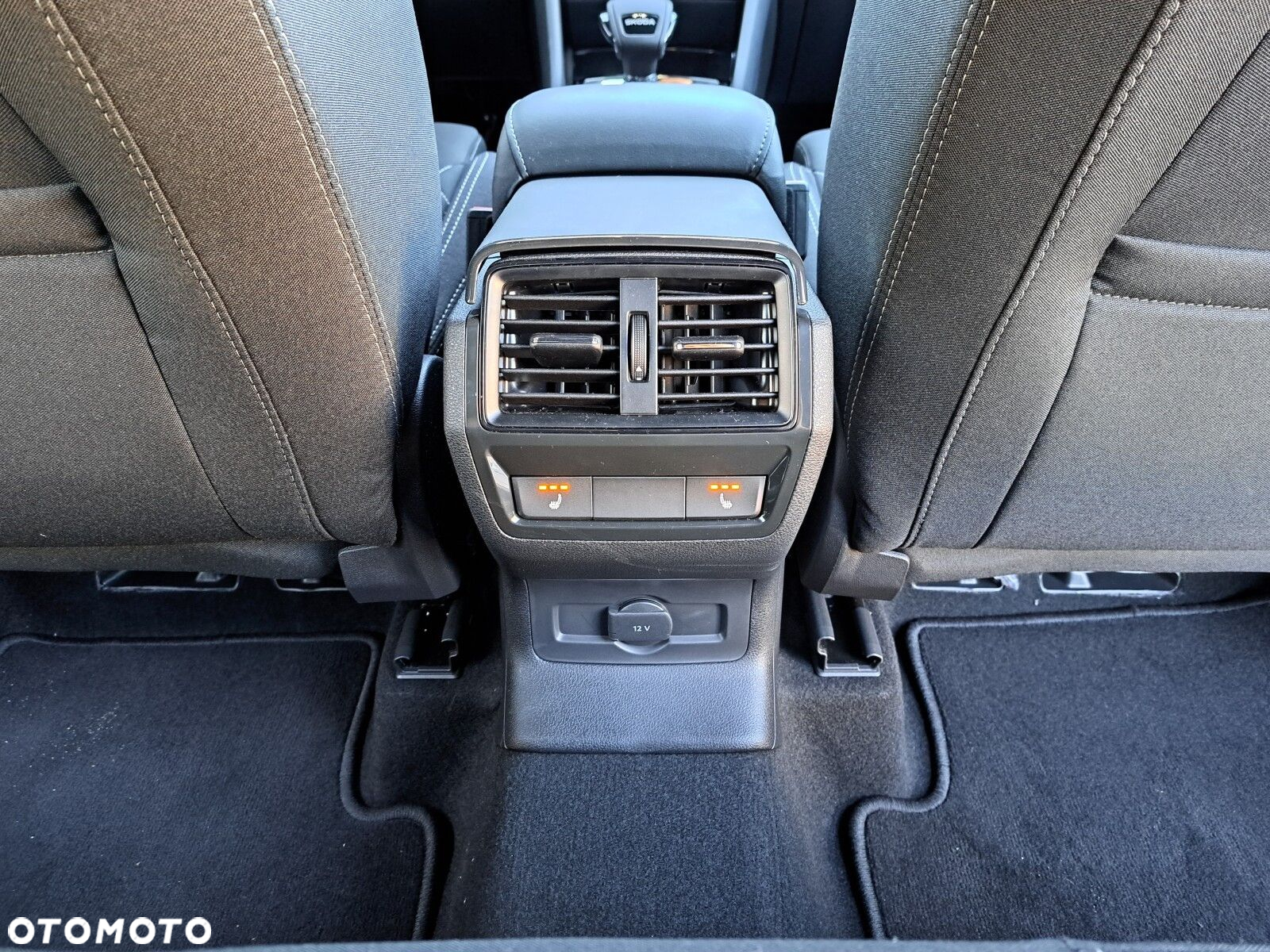 Skoda Karoq 1.5 TSI ACT Sportline DSG - 29