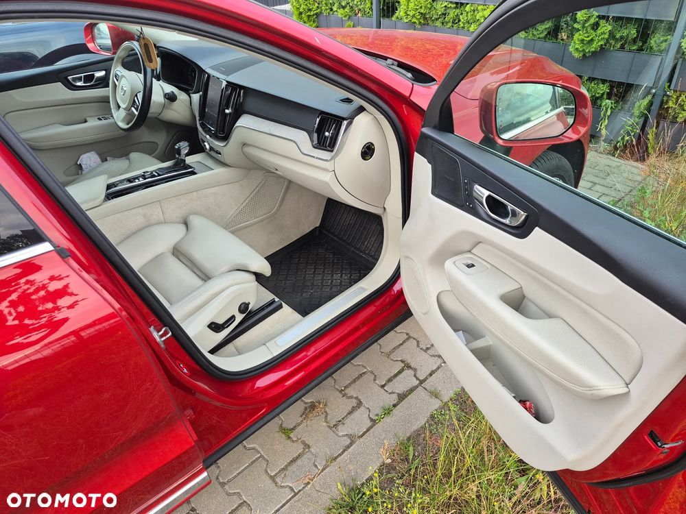 Volvo XC 60 T5 GPF AWD Inscription - 37