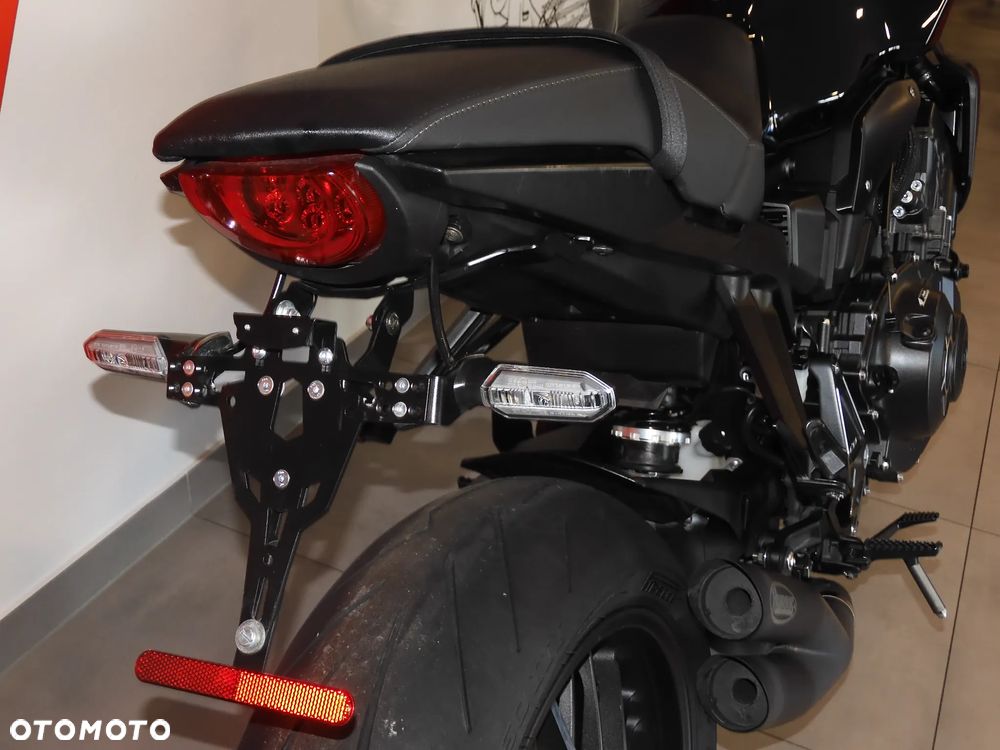 Honda CB - 17