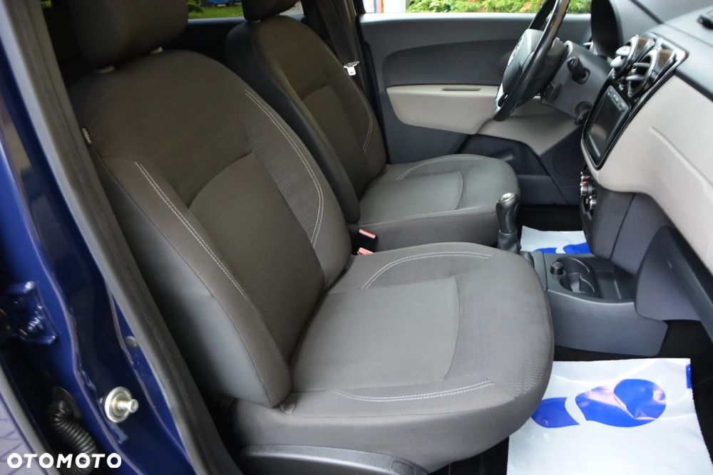 Dacia Lodgy 1.6 MPI 85 Laureate - 29