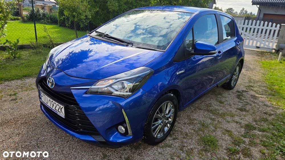 Toyota Yaris Hybrid 100 Premium EU6 - 4