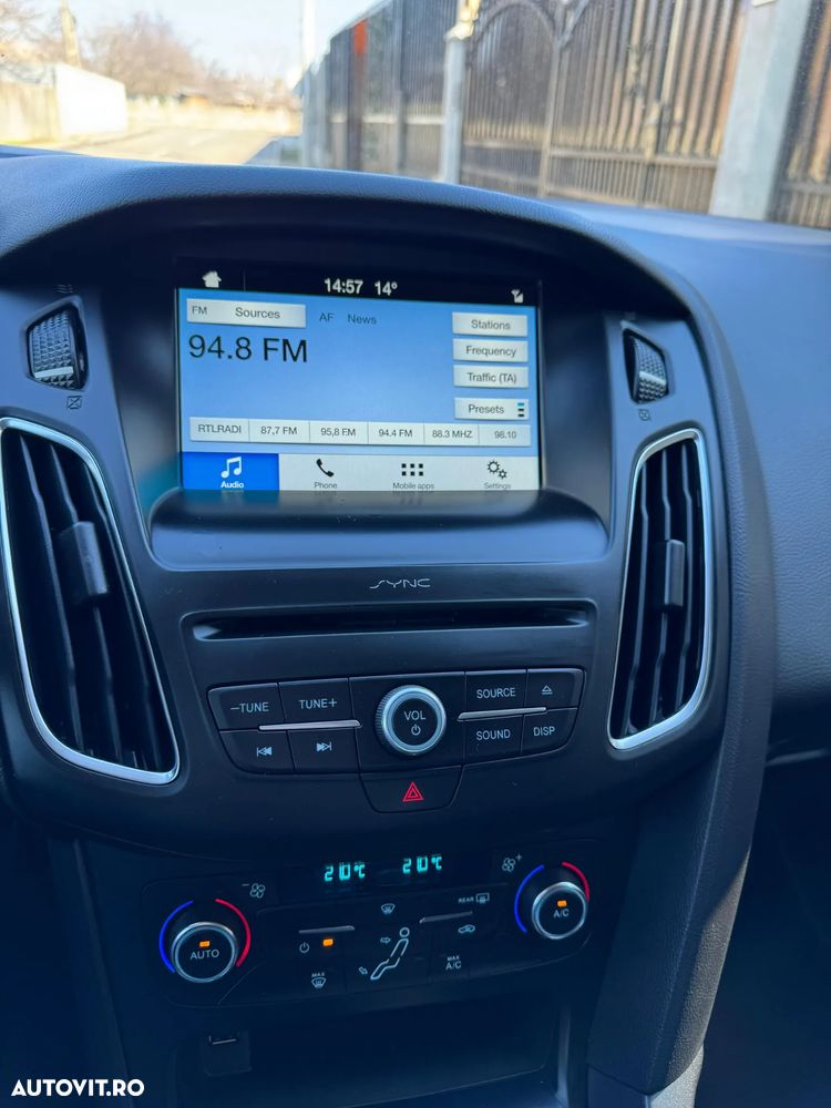 Ford Focus 1.0 EcoBoost Trend - 19