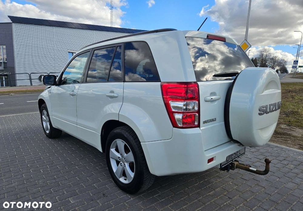 Suzuki Grand Vitara - 17