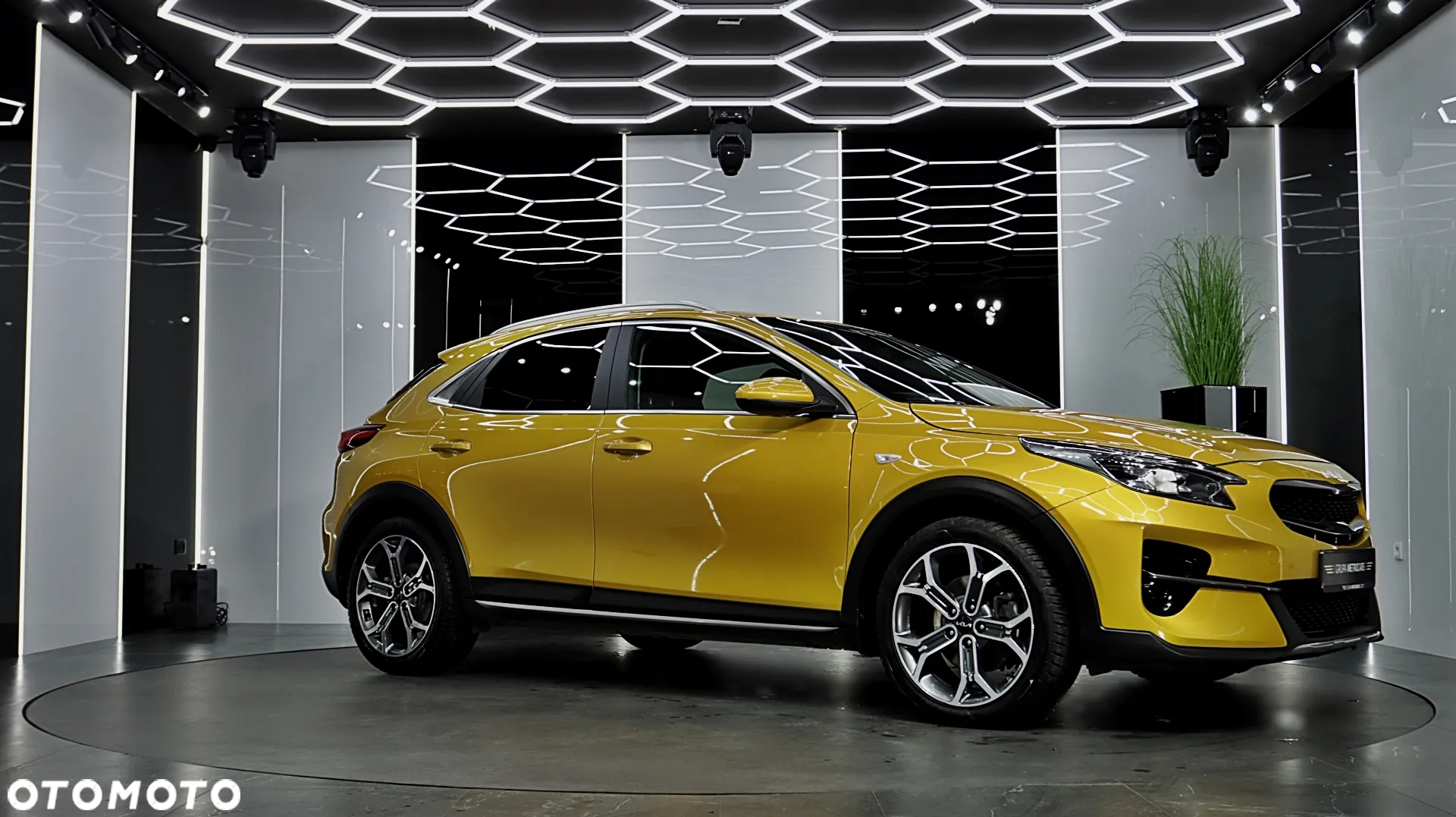 Kia XCeed 1.5 T-GDI M - 12