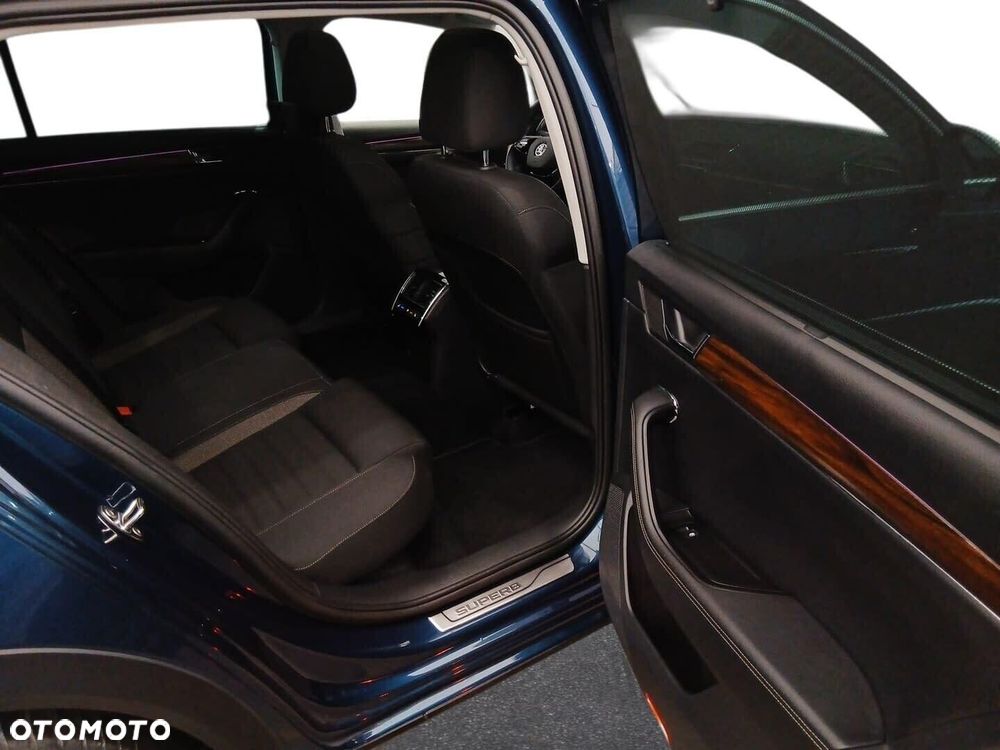Skoda Superb 2.0 TDI SCR 4x4 Scout DSG - 22