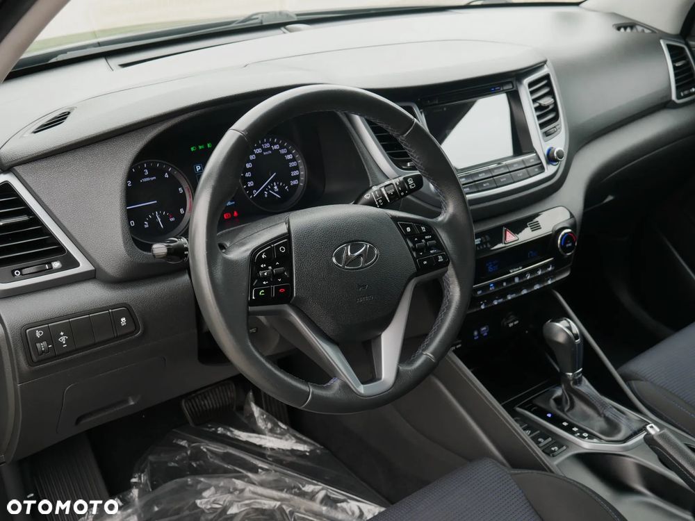 Hyundai Tucson 1.7 CRDI BlueDrive Comfort 2WD DCT - 22