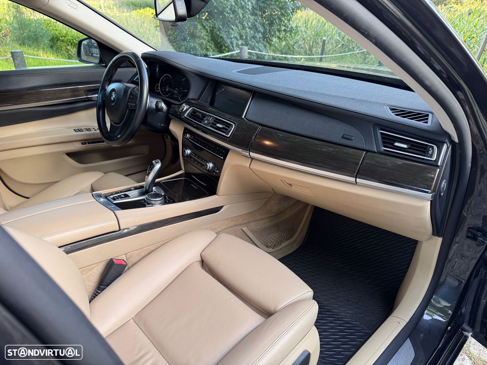 BMW 740 d - 57