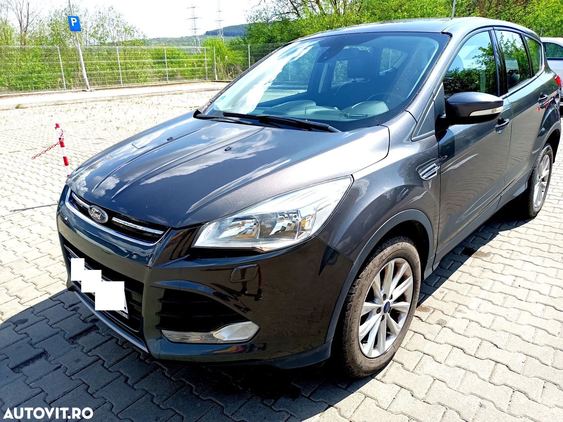 Ford Kuga 2.0 TDCi 2WD Titanium - 1