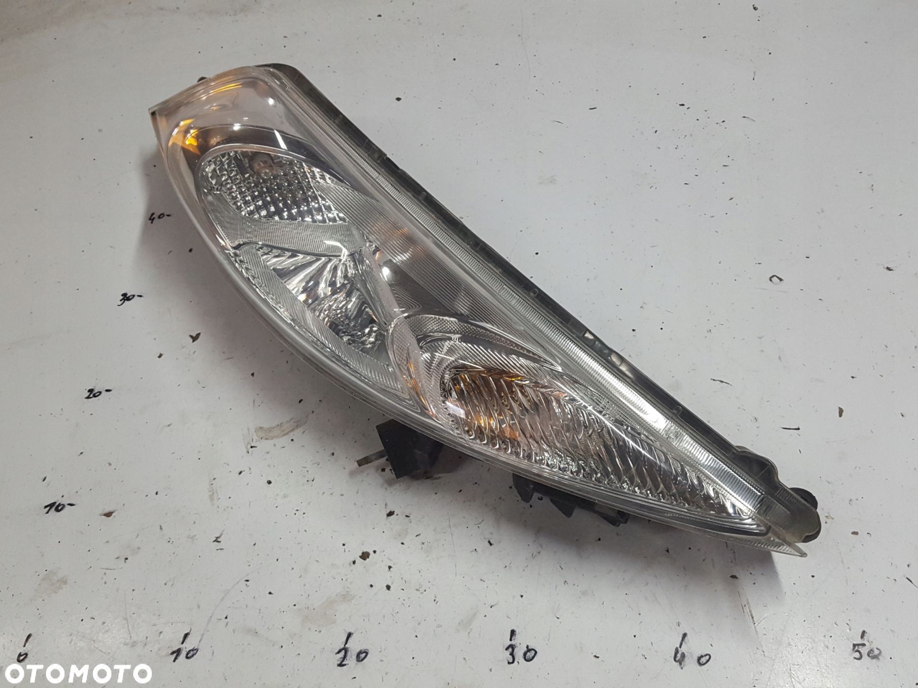 NISSAN JUKE I F15 10-14r LAMPA KIERUNKOWSKAZ PRAWY PRZÓD - 1