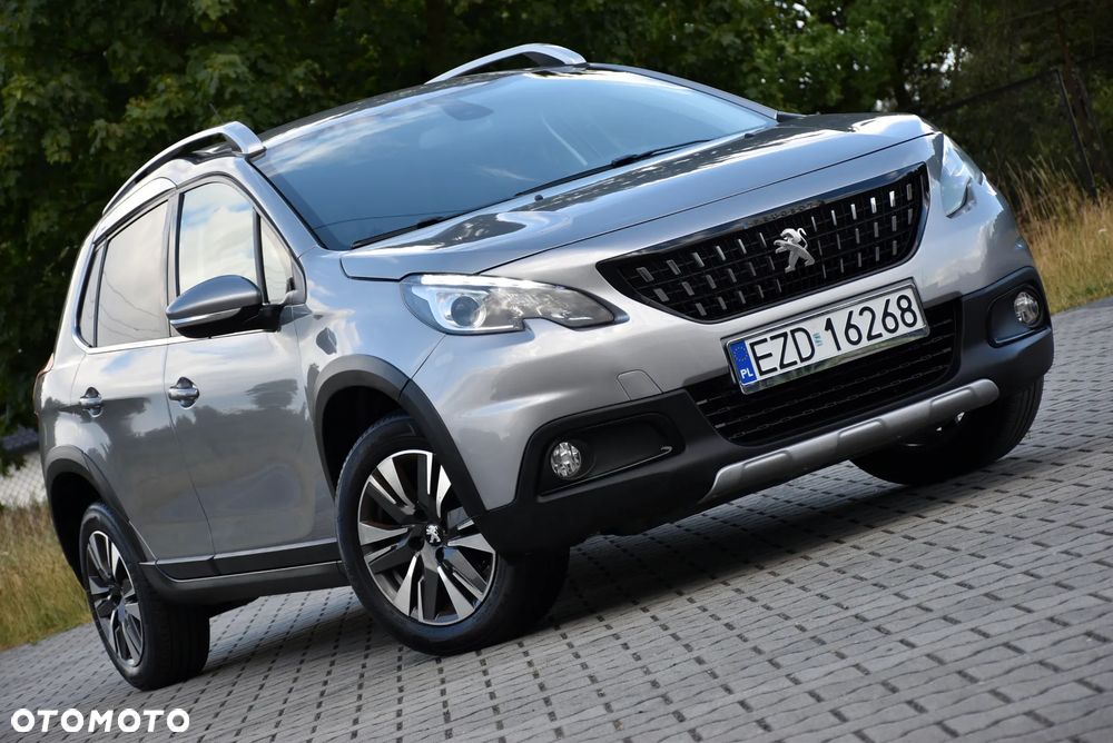 Peugeot 2008 BlueHDi 100 Allure - 1