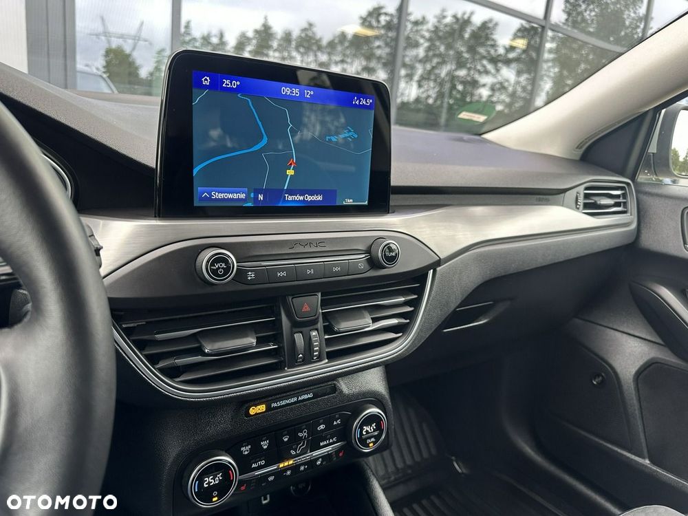 Ford Focus - 25
