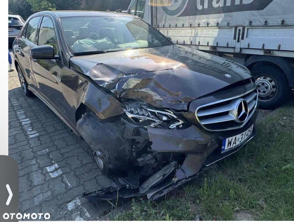 Mercedes-Benz Klasa E 500 4-Matic Avantgarde - 4
