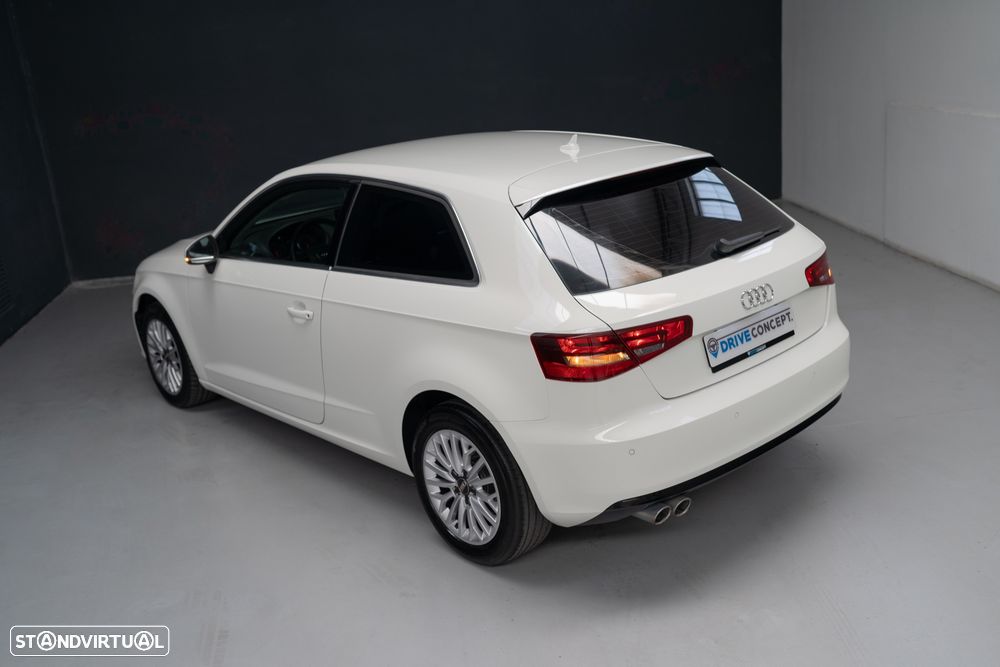 Audi A3 2.0 TDI Advance - 24