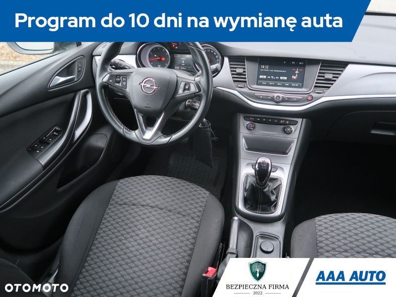 Opel Astra - 8