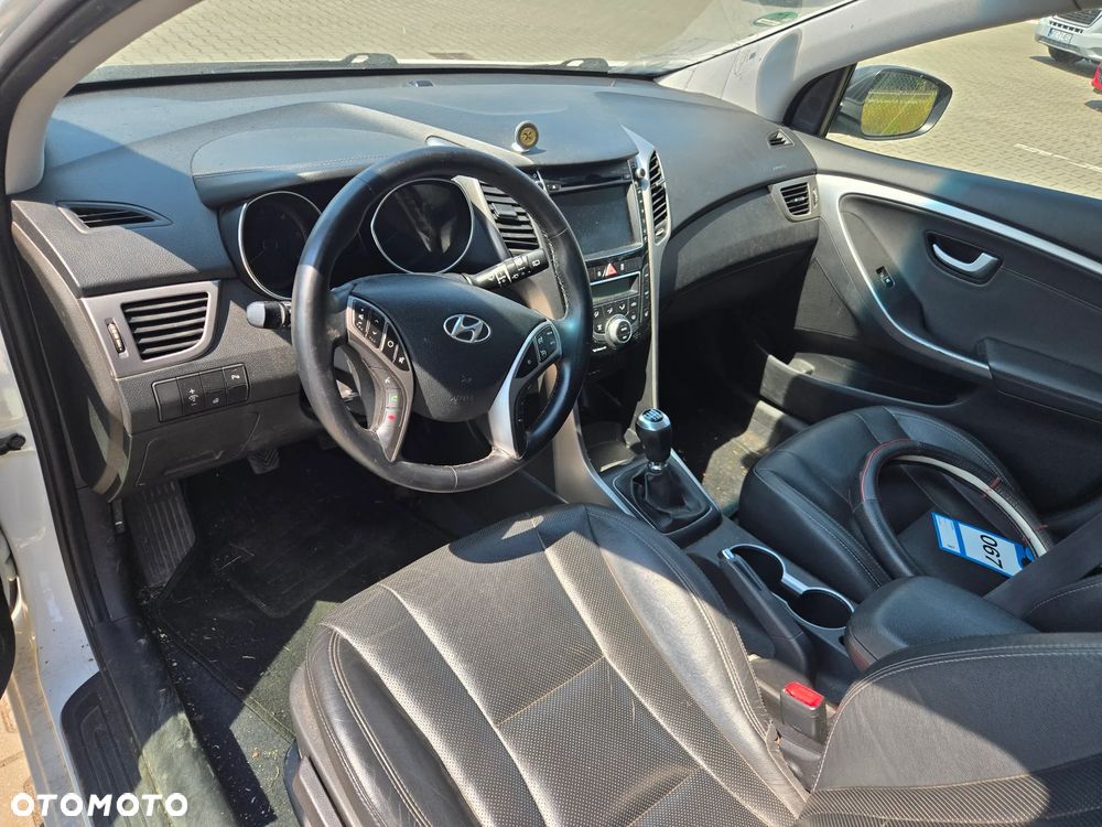 Hyundai i30 1.4 CRDi Intro Edition - 10