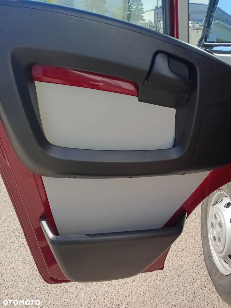 Fiat Ducato 2.3 180KM, LEDY, TEMPOMAT, I WŁAŚCICIEL,super stan! - 19